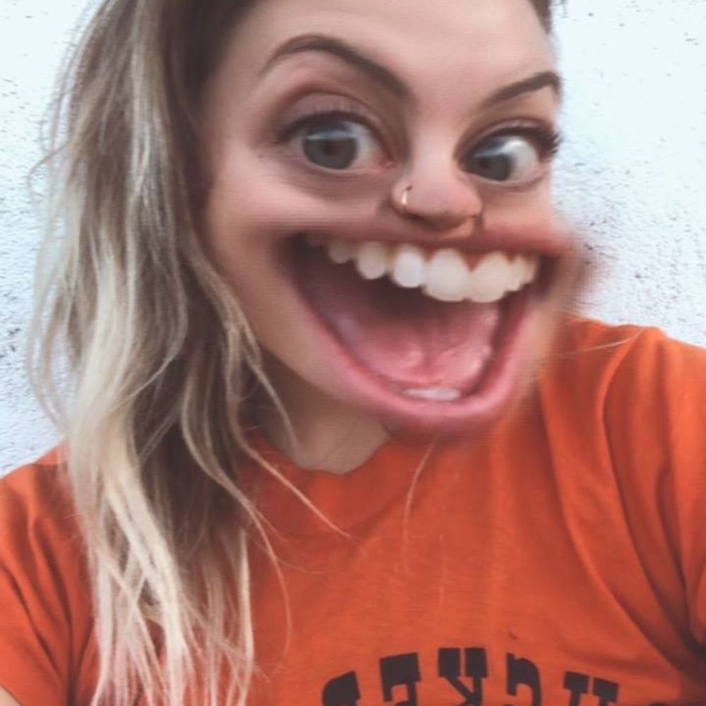 Meet your Posher, Esther